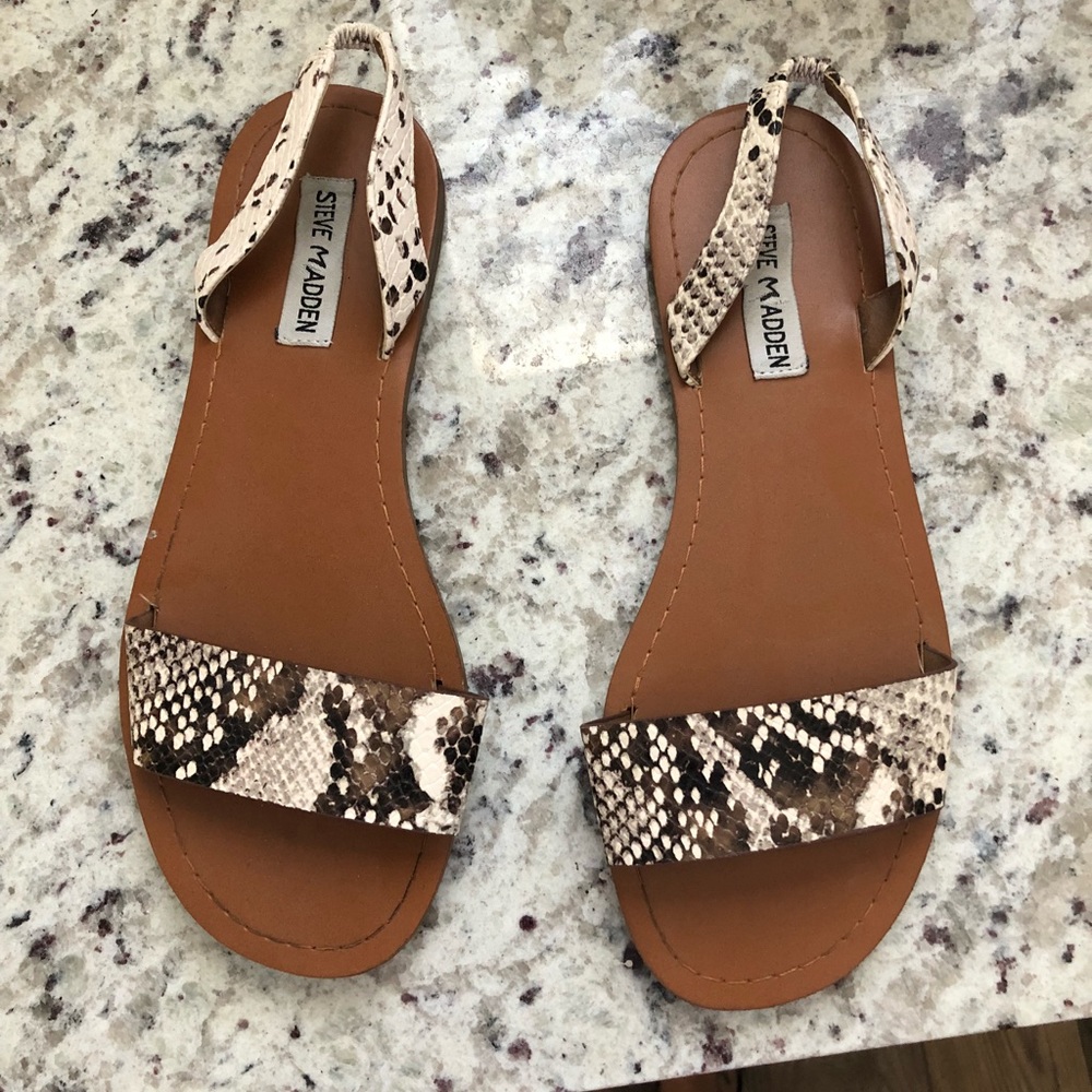 Steve Madden sandals size 9